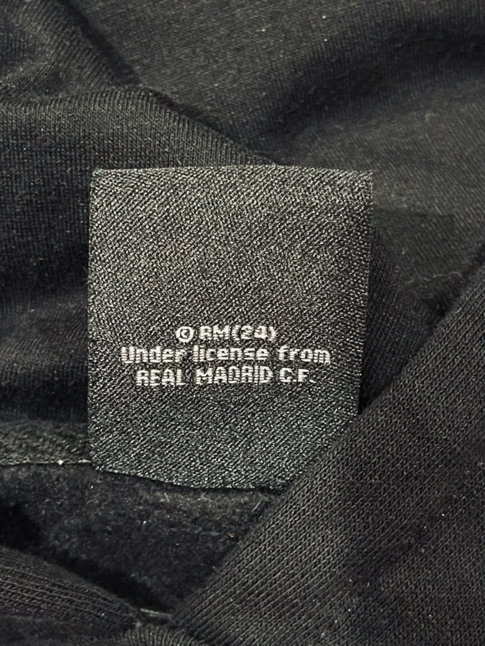 ⚽️🖤  Real Madrid Kids Black Hoodie Crest Logo Pullover Size 8–10Y Soccer